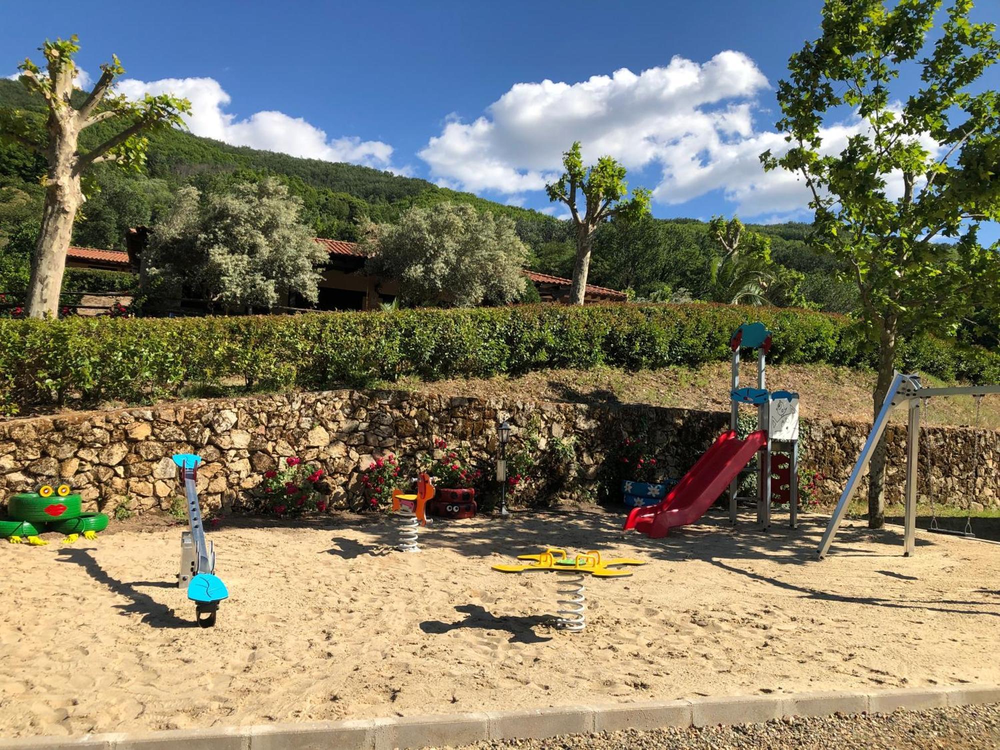Apartamentos Rurales La Vega Del חרטה מראה חיצוני תמונה